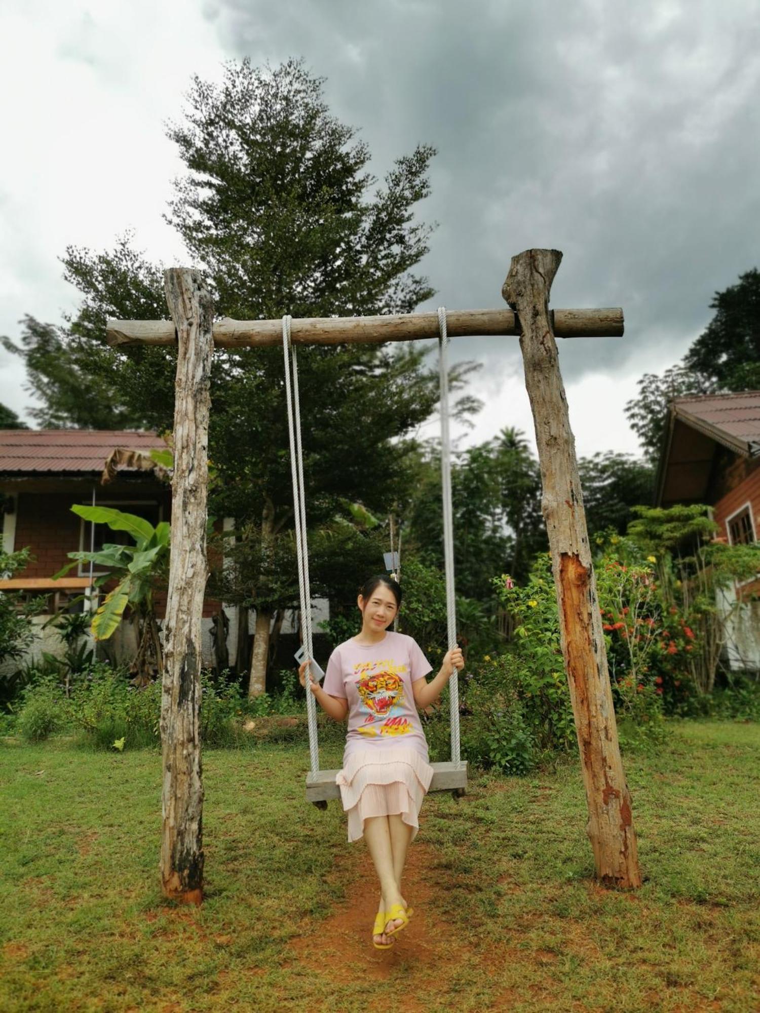 มนต์เมืองแจ่ม Hotell Mae Chaem Exteriör bild
