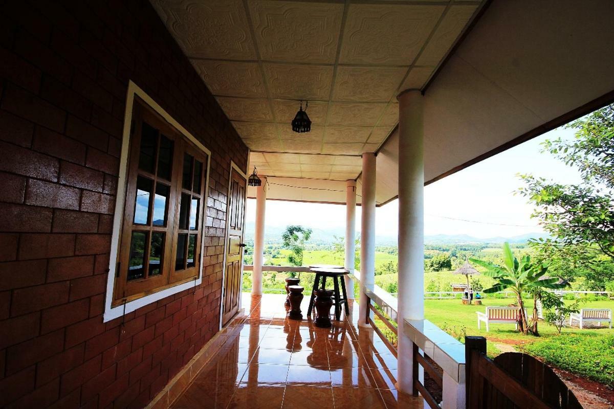 มนต์เมืองแจ่ม Hotell Mae Chaem Exteriör bild